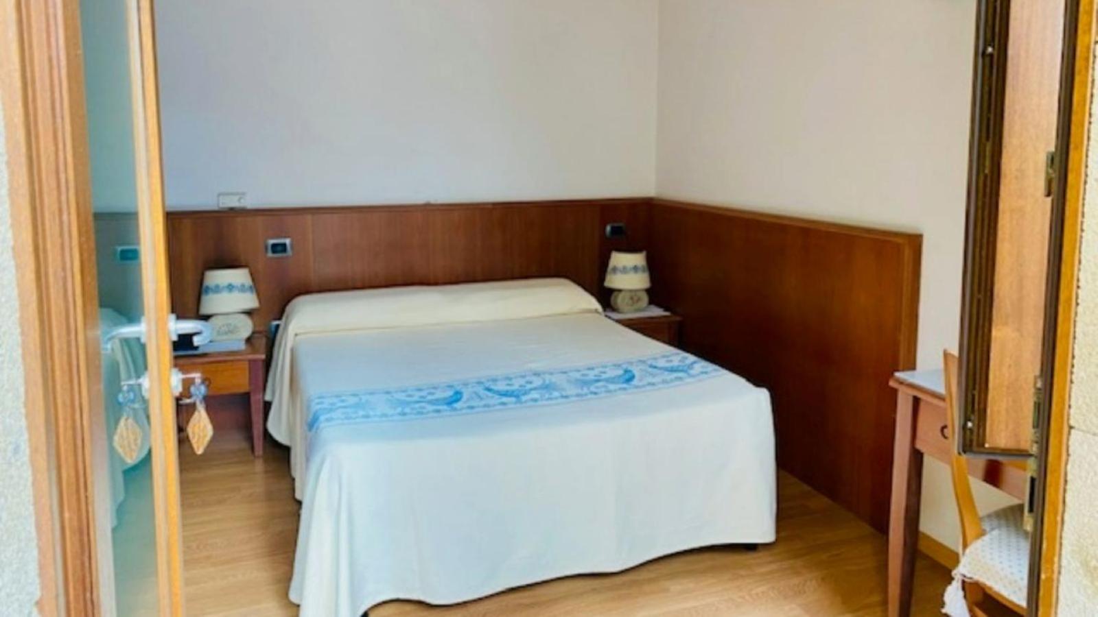 Hotel Villa Canu Càbras Kültér fotó